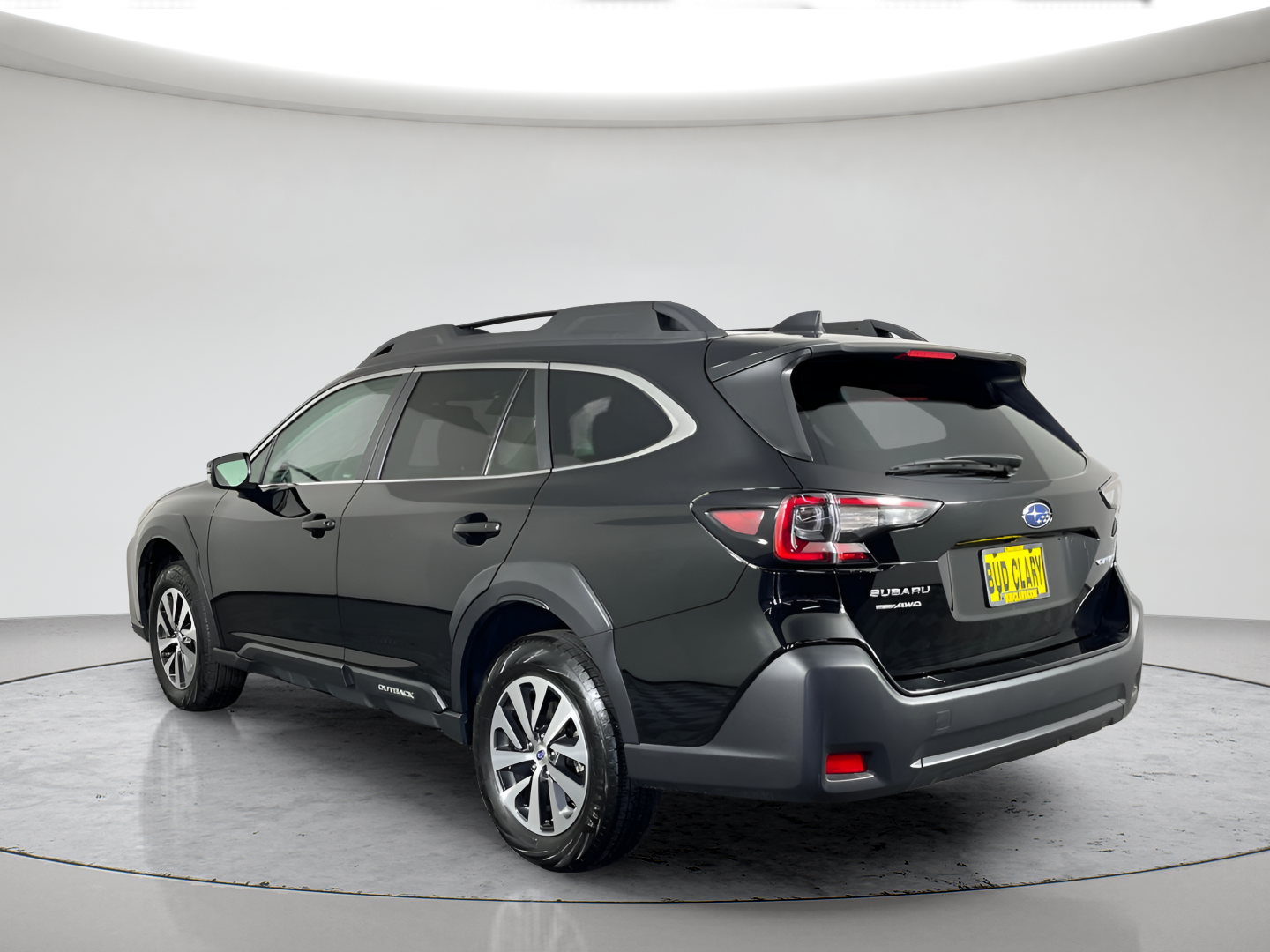 Used 2023 Crystal Black Silica Subaru Premium image 7