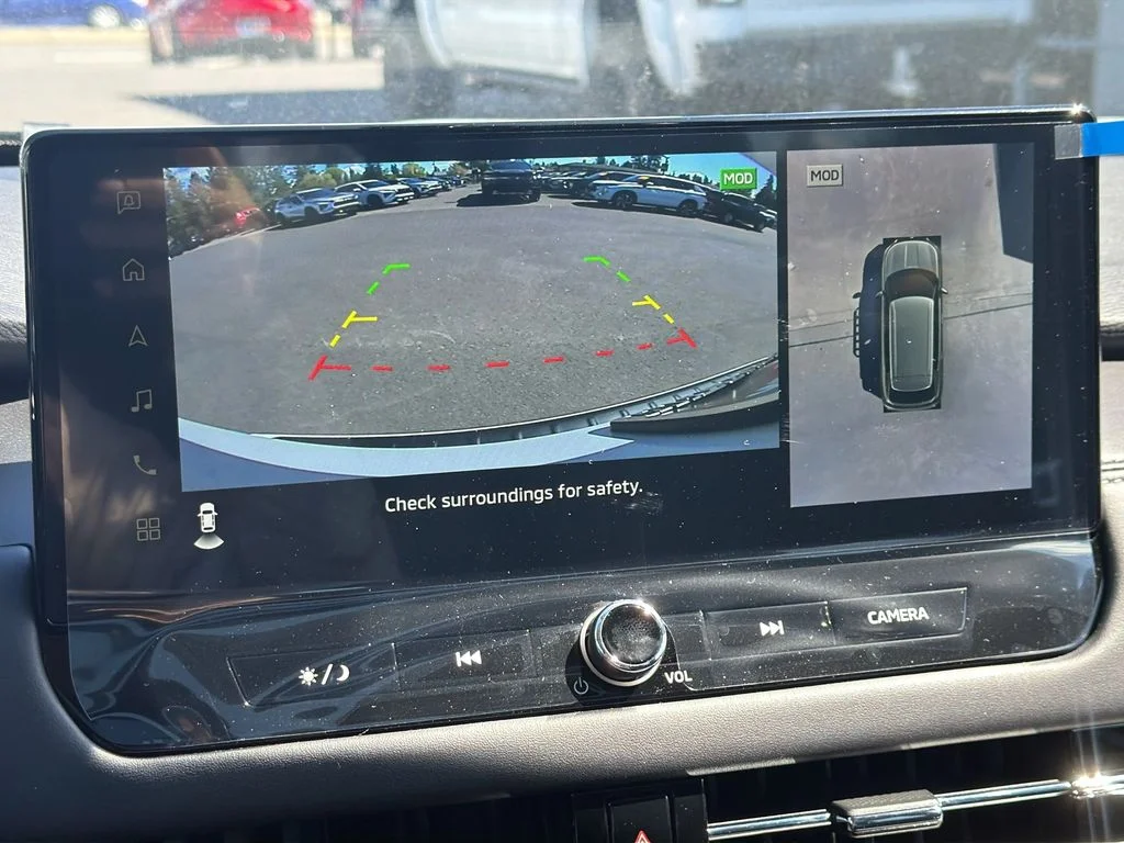 New 2026 White Diamond Mitsubishi TRAIL EDITION AWD image 18