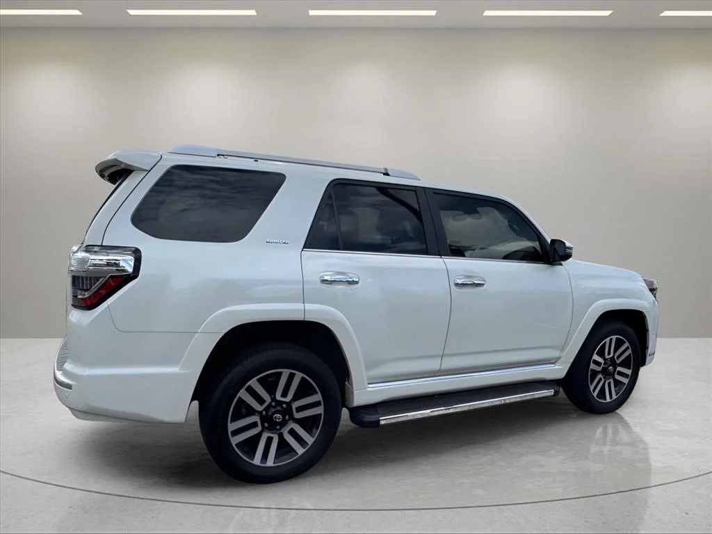 Used 2022 Blizzard Pearl Toyota Limited image 8