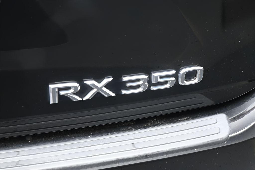 Used 2016 Black Lexus 350 image 9