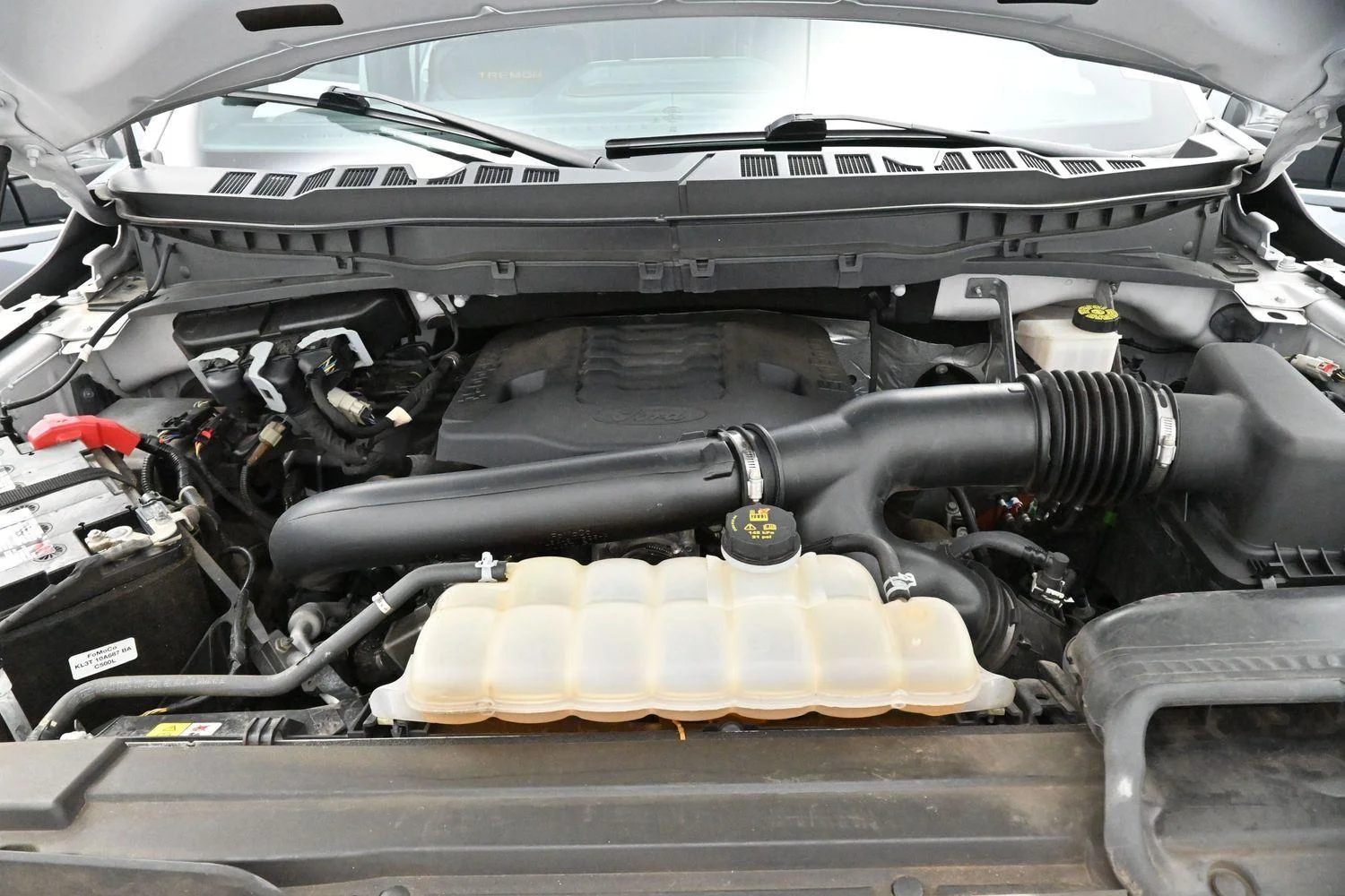 Used 2023 Iconic Silver Ford Tremor image 39