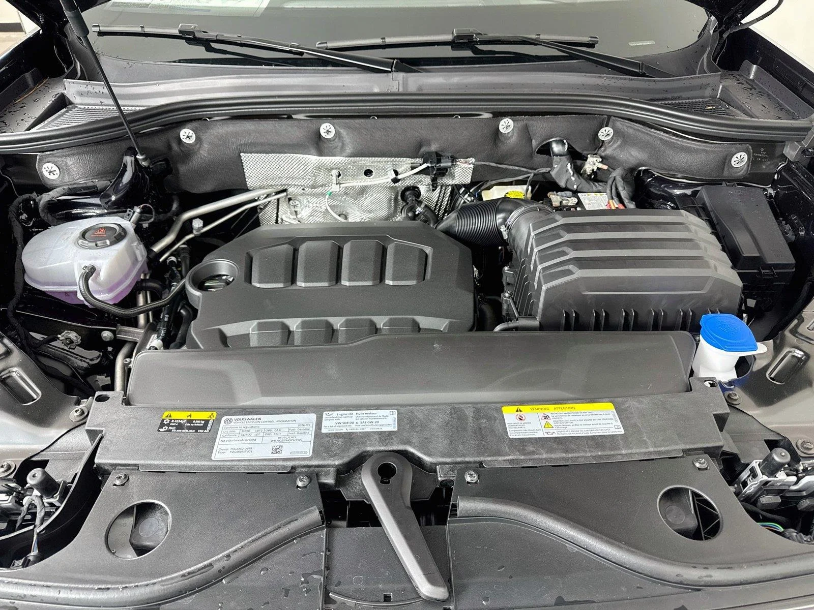 New 2026 Deep Black Pearl Volkswagen 2.0T SEL Premium R-Line image 32