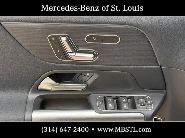 New 2026 Mountain Grey Metallic Mercedes-Benz GLA 250 image 12