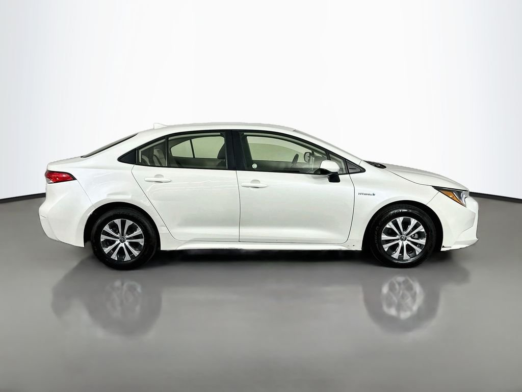 Used 2021 Blizzard Pearl Toyota LE image 9
