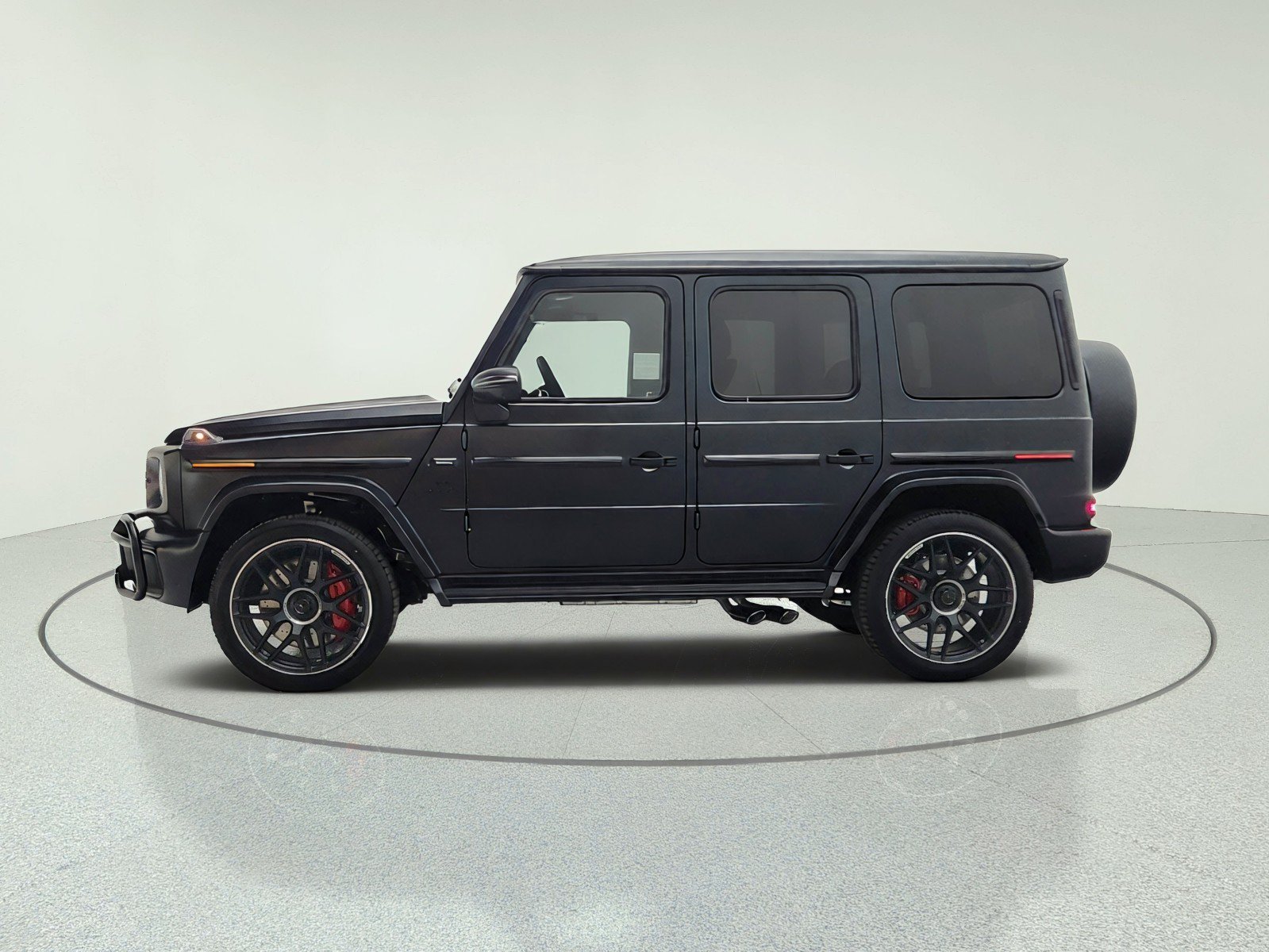 New 2027 MANUFAKTUR Night Black Magno Mercedes-Benz AMG® G 63 SUV image 29