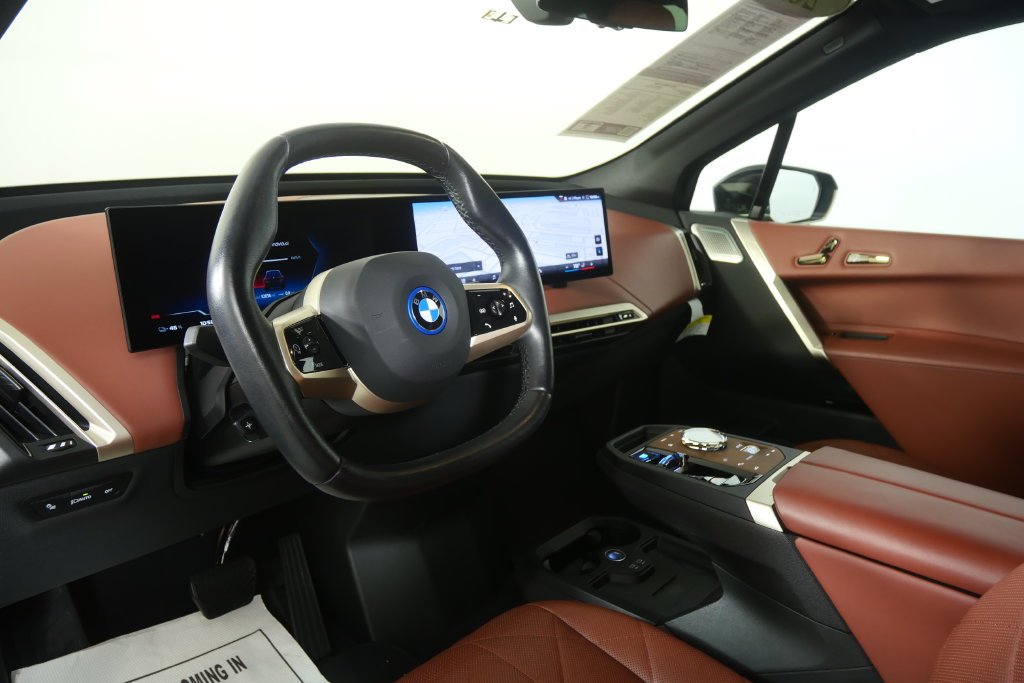 Certified Used 2024 Black Sapphire Metallic BMW M60 image 14