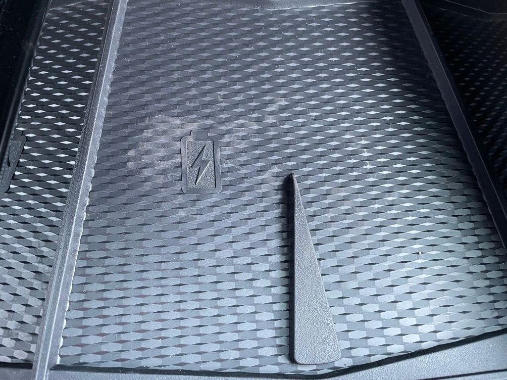 2025 Ford Mustang Mach-E GT - Photo 14