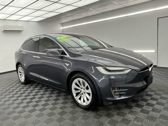 2016 Tesla Model X 90D photo 3