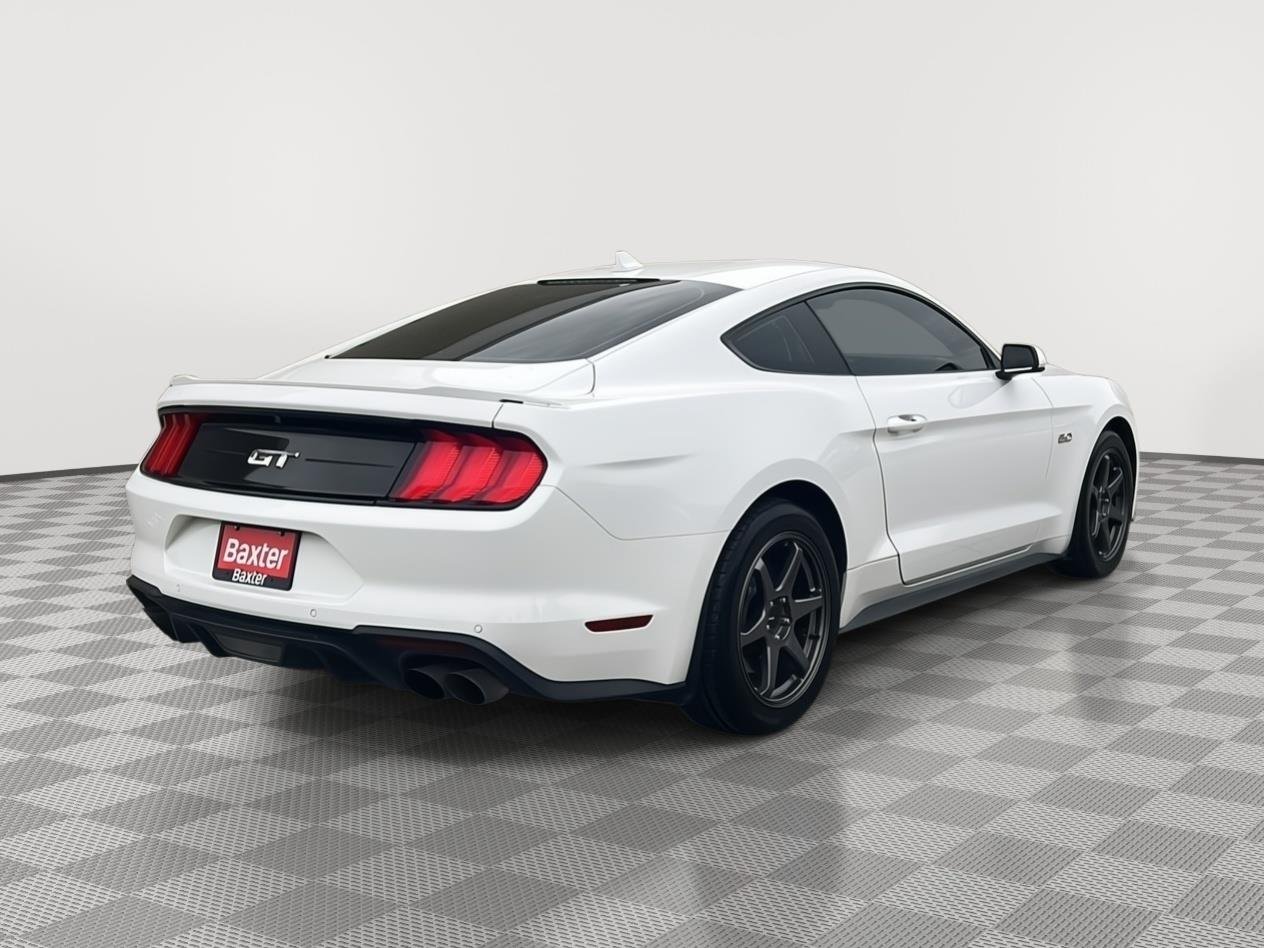 Used 2022 Oxford White Ford GT image 17