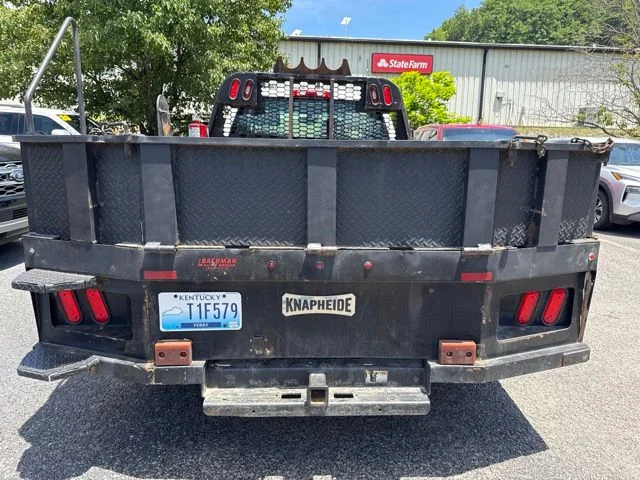 Used 2018 White Chevrolet Flat Bed image 6