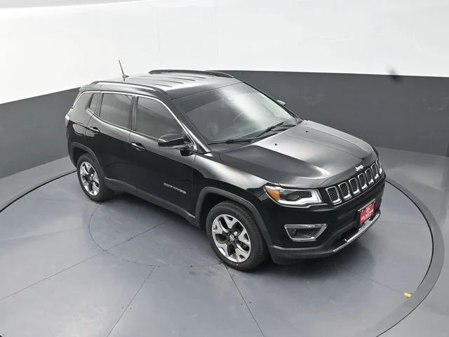 Used 2018 Black Jeep Limited image 22