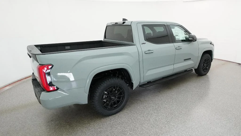 New 2026 Lunar Rock Toyota SR5 image 43