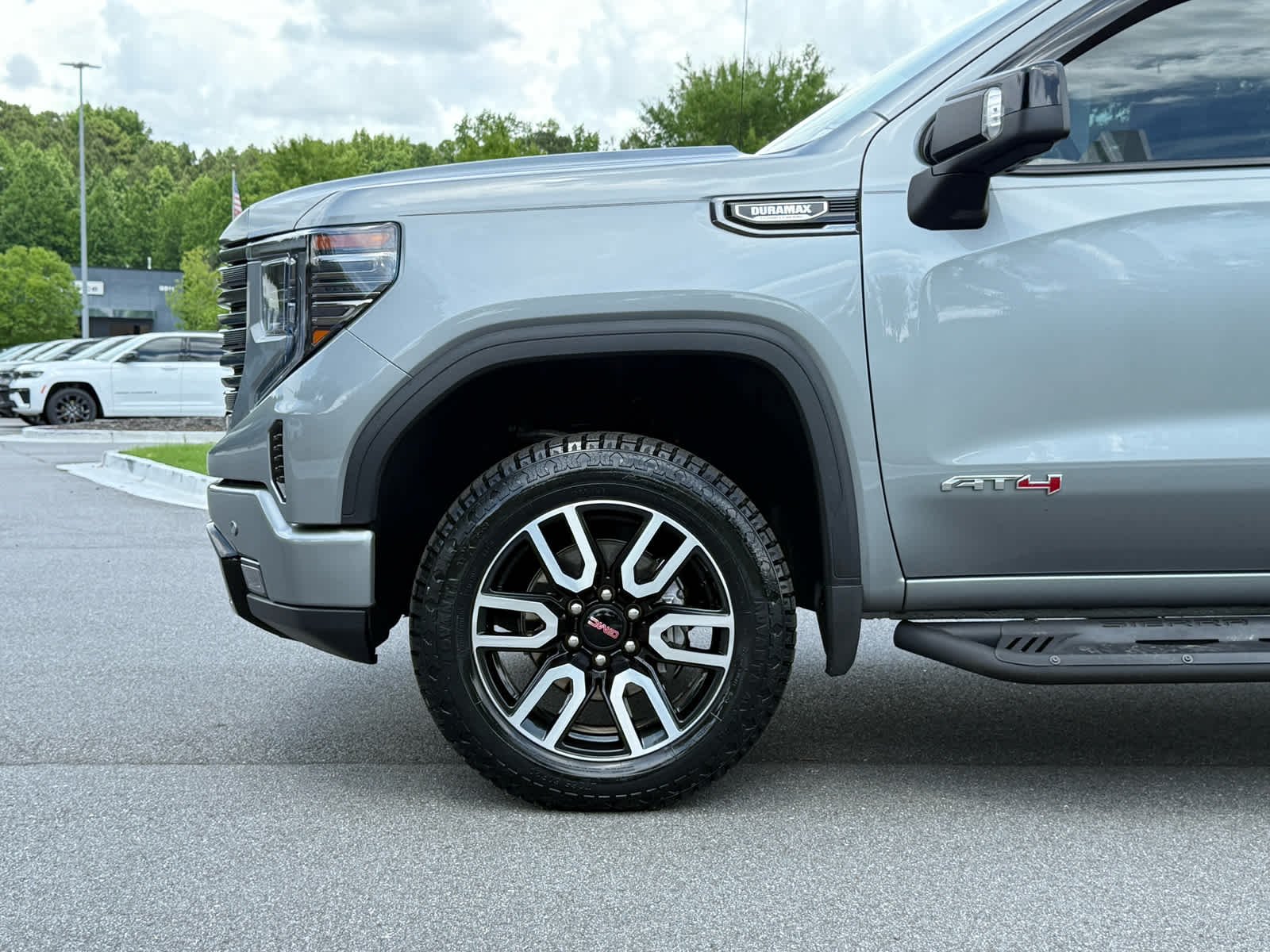 Used 2023 Sterling Metallic GMC AT4 image 11