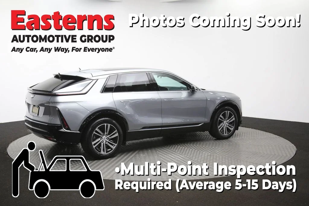 Used 2024 Silver Cadillac Luxury image 46