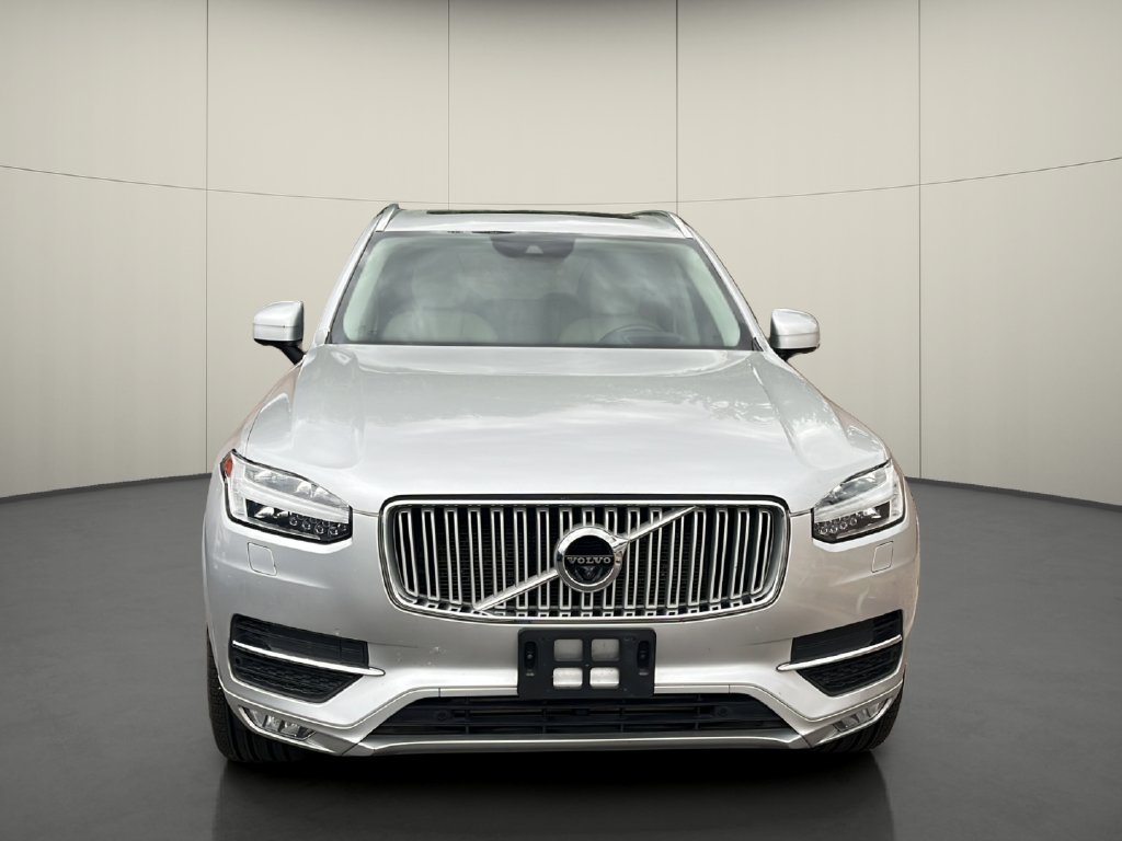 Used 2019 Silver Volvo T6 Inscription image 2