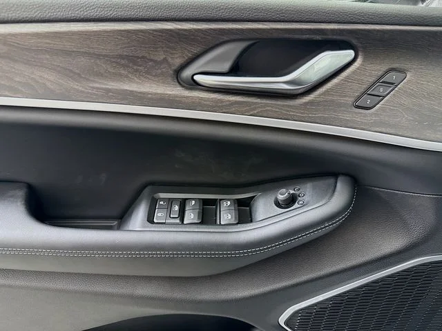 New 2026 Silver Jeep Limited image 18