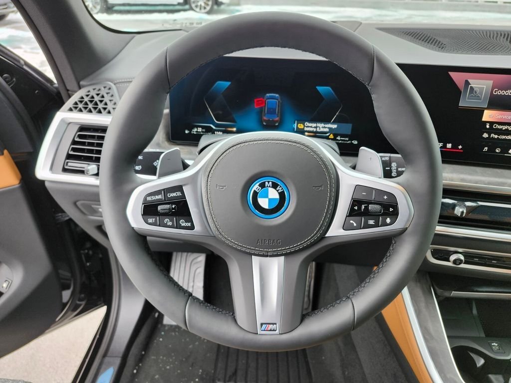 Used 2026 Black BMW xDrive50e image 28