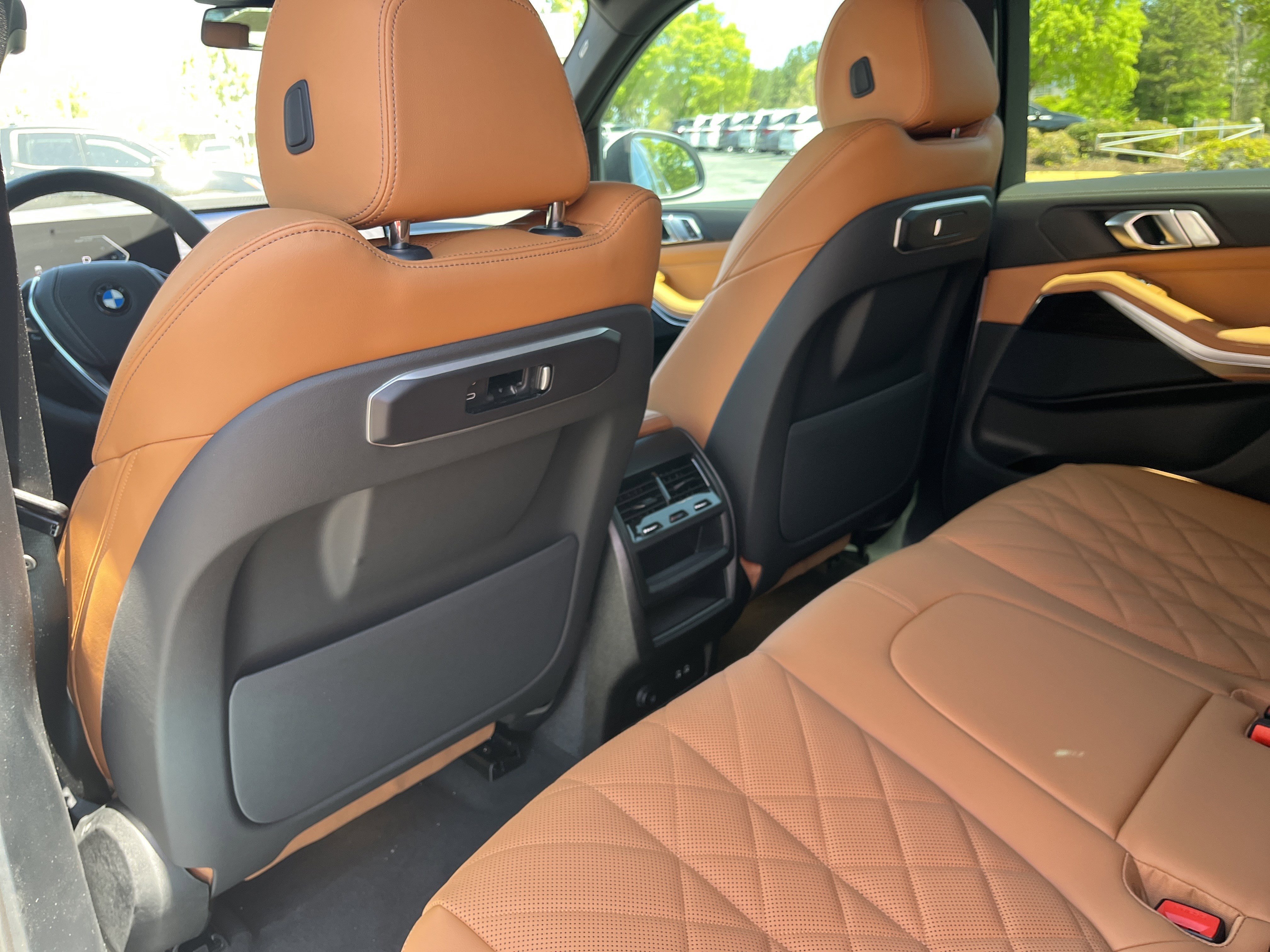 New 2026 Alpine White BMW sDrive40i image 18