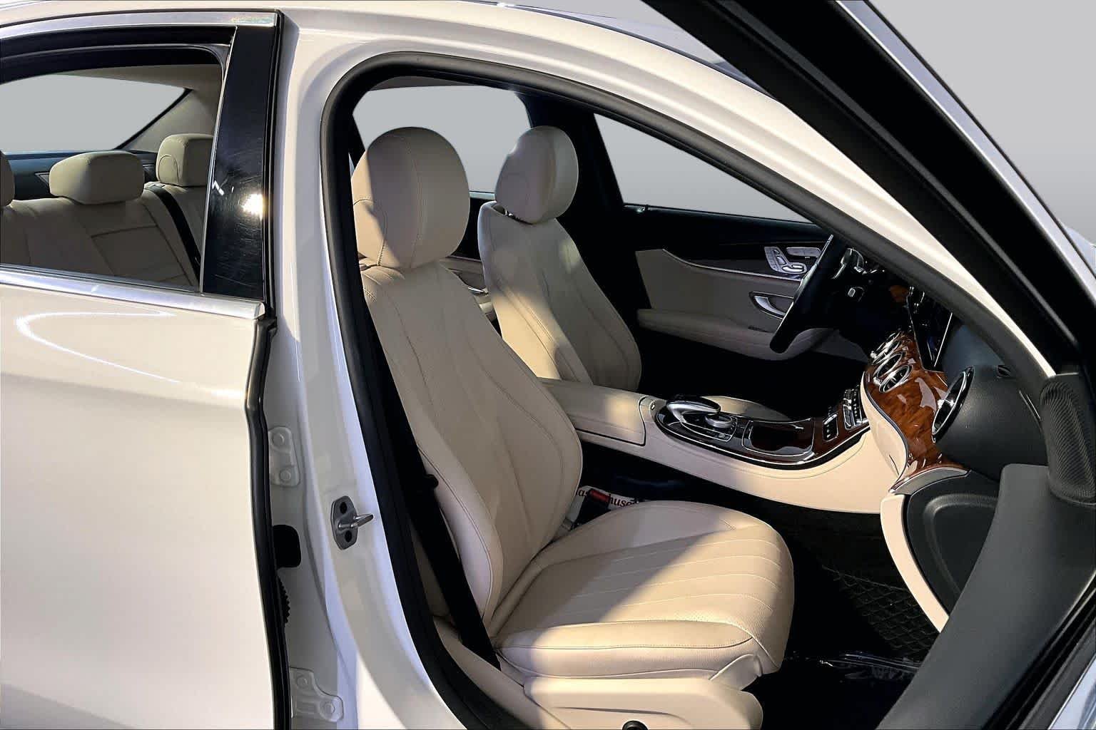 Used 2019 Polar White Mercedes-Benz E 300 image 7
