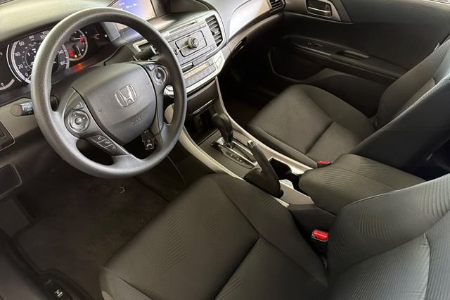 Used 2015 Modern Steel Metallic Honda LX image 14