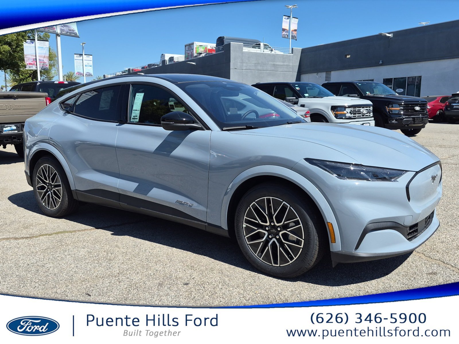 New 2026 Glacier Gray Metallic Tri-coat Ford Premium image 1