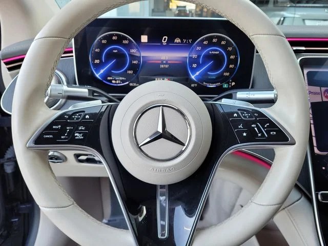 Used 2023 Beige Mercedes-Benz 450 image 23