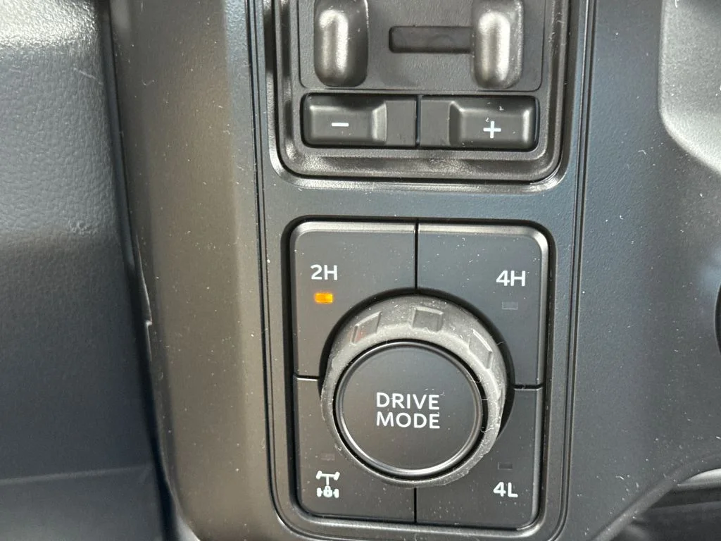 New 2026 White Ford Lariat image 35
