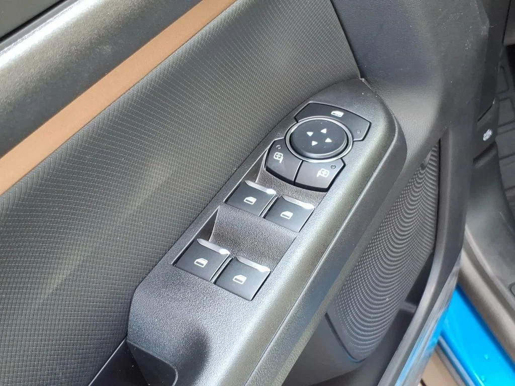 New 2026 Velocity Blue Metallic Ford Outer Banks® image 14