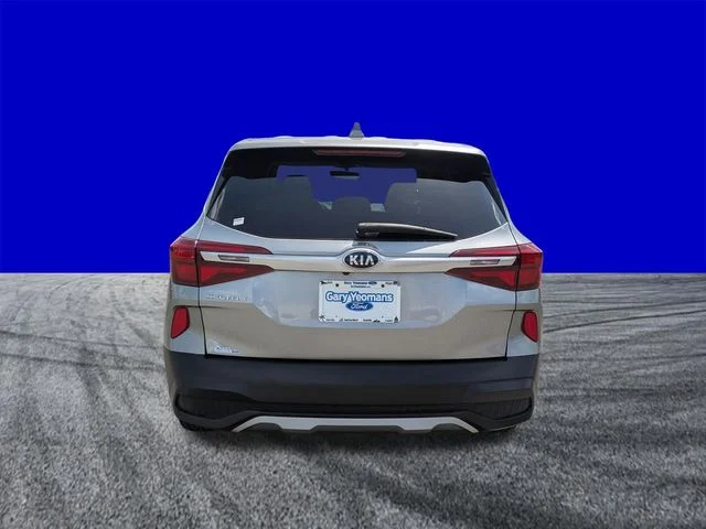 Certified Used 2021 Steel Gray Kia LX image 5