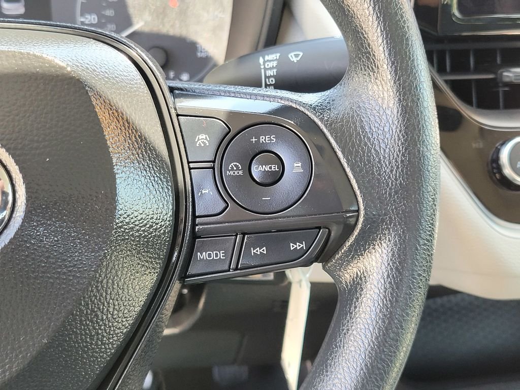 Used 2025 Silver Toyota LE image 26