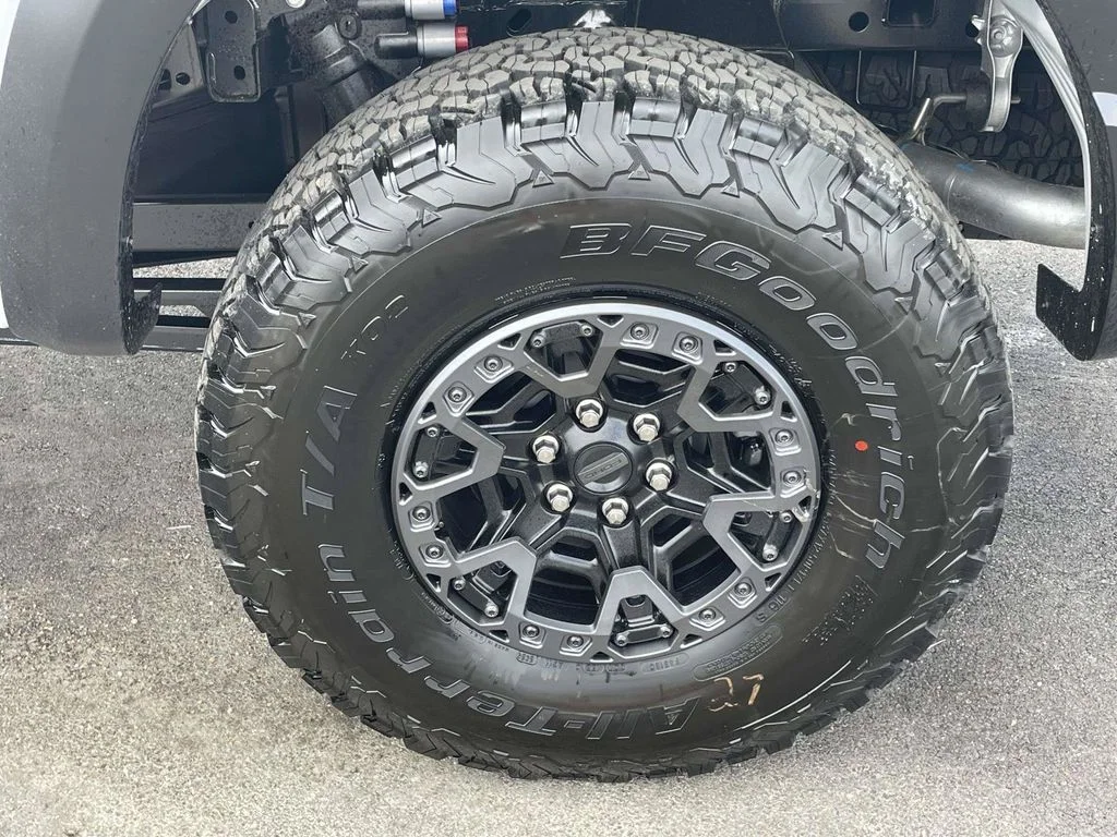 New 2026 Avalanche Ford Raptor® image 9