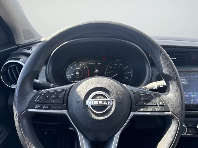 Used 2023 Gray Nissan SV image 13