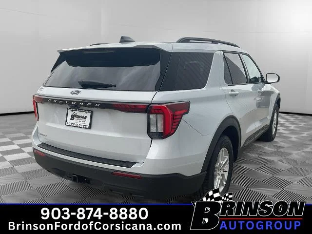 New 2026 Space White Metallic Ford Active image 24
