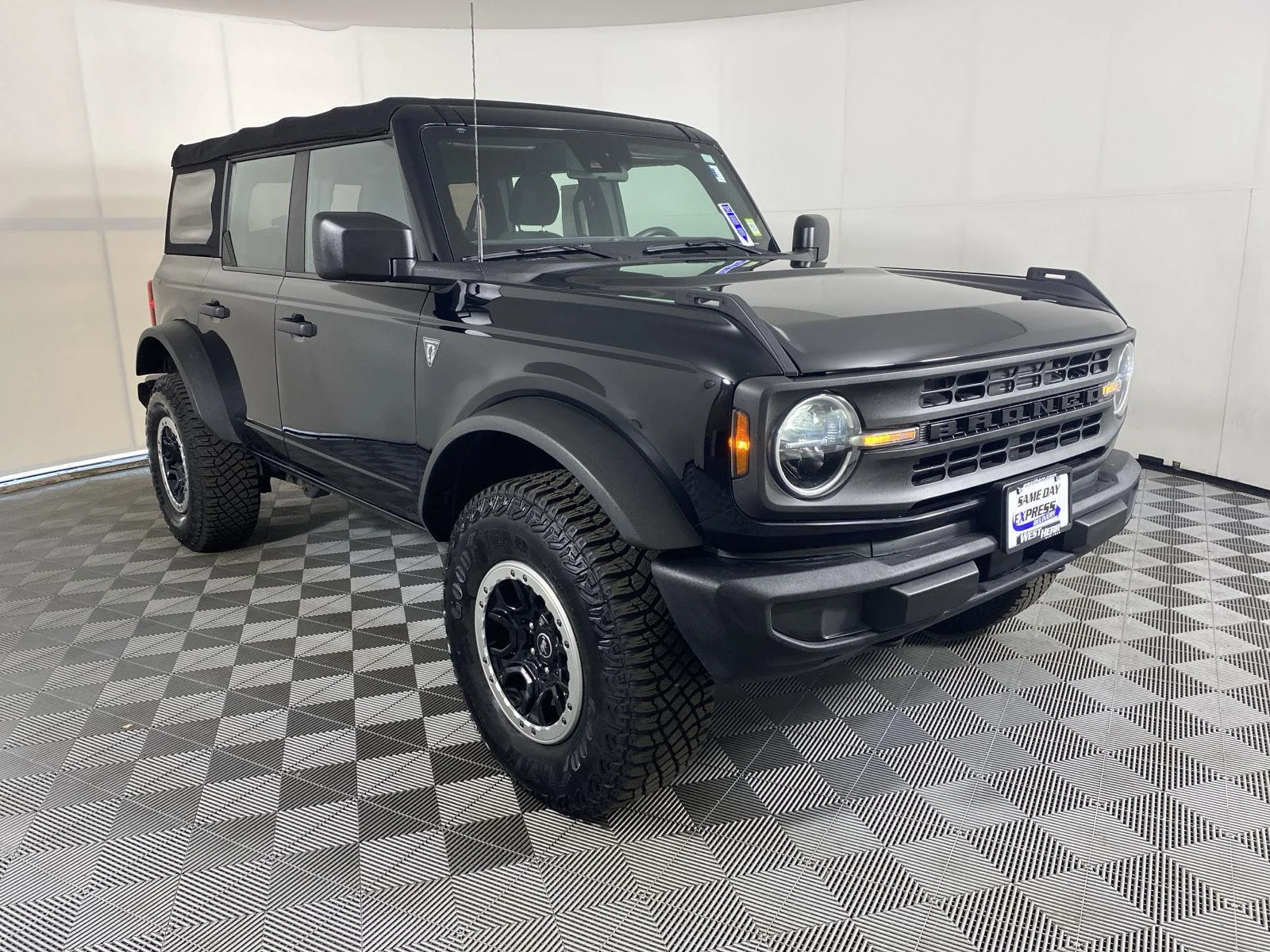 Used 2021 Shadow Black Ford Base Advanced image 14