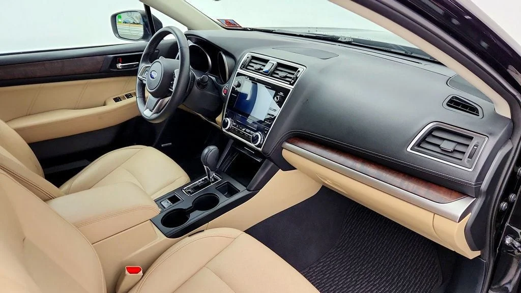 Used 2018 Crystal Black Silica Subaru 2.5i Limited w/ EyeSight, Nav & Steering Responsive Headlights image 24