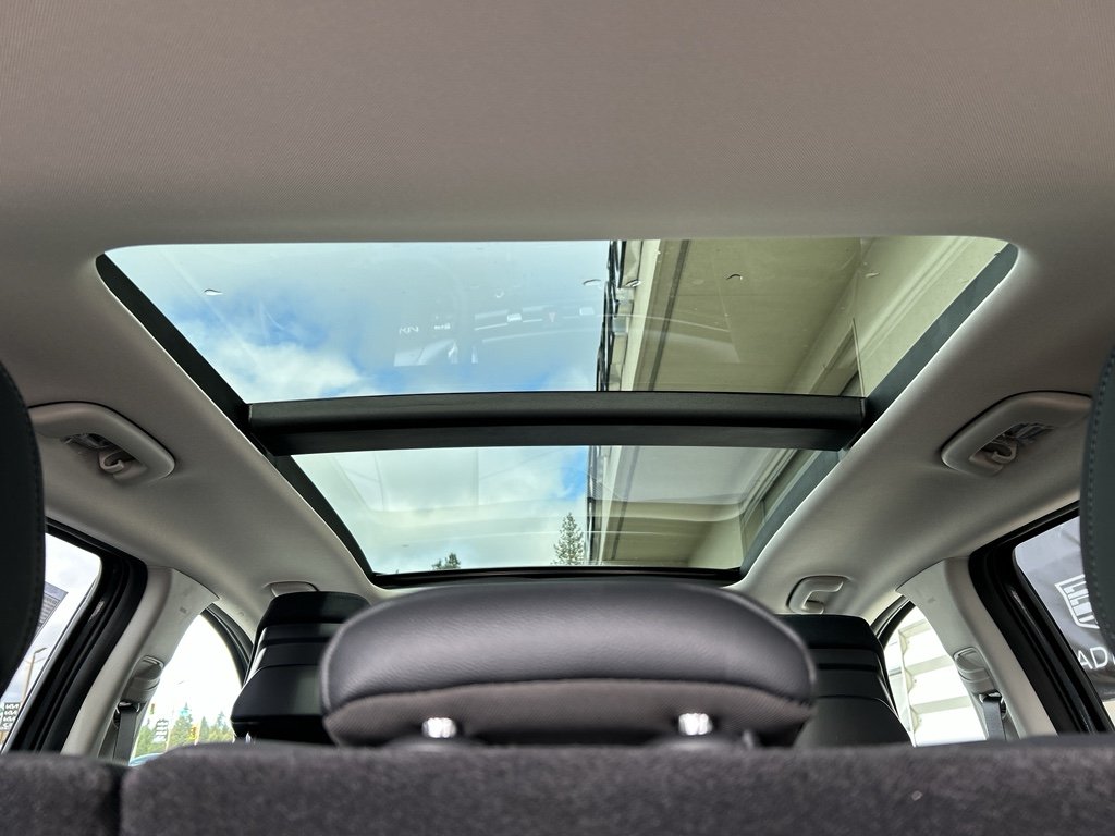 New 2026 Gravity Gray Kia SX Prestige image 15