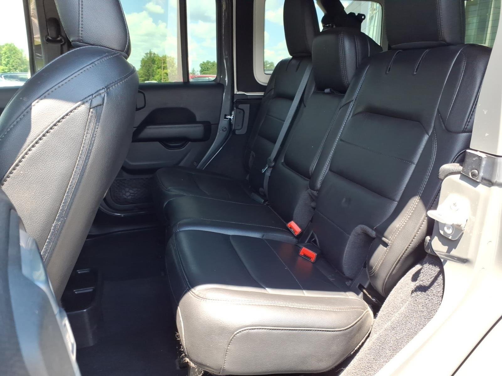 Used 2021 Sting-Grey Jeep Unlimited Altitude image 21