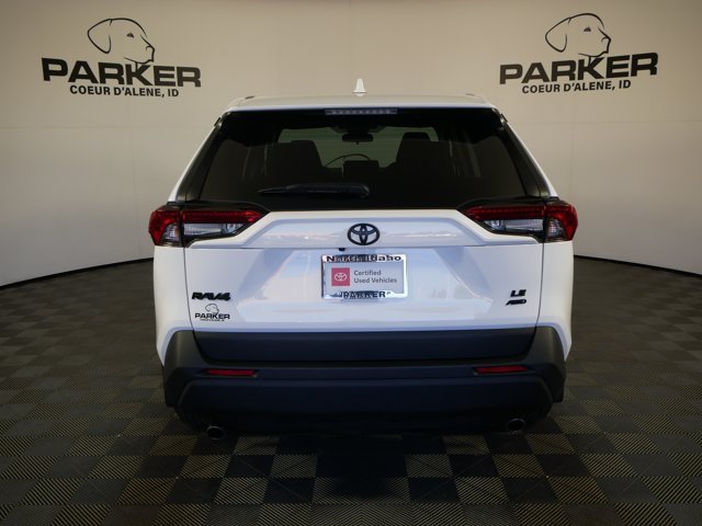 Used 2024 Ice Cap Toyota LE image 6
