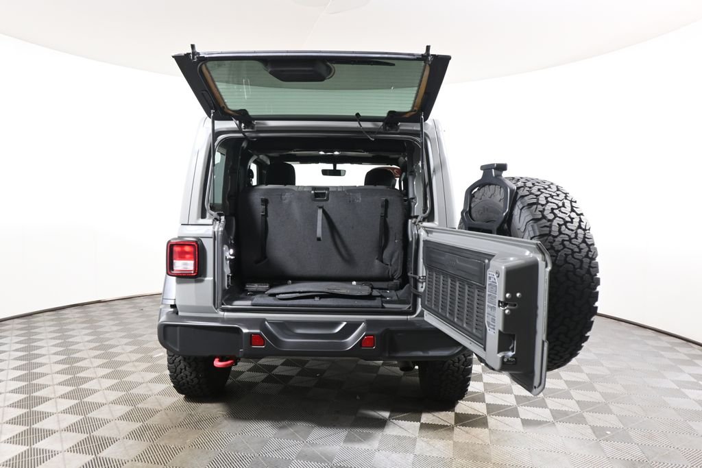 Used 2021 Gray Jeep Rubicon image 32