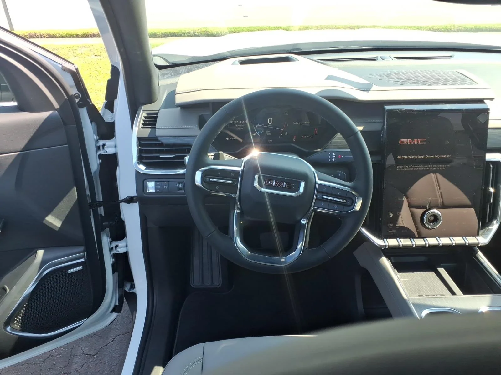2026 GMC Acadia Elevation - Photo 12