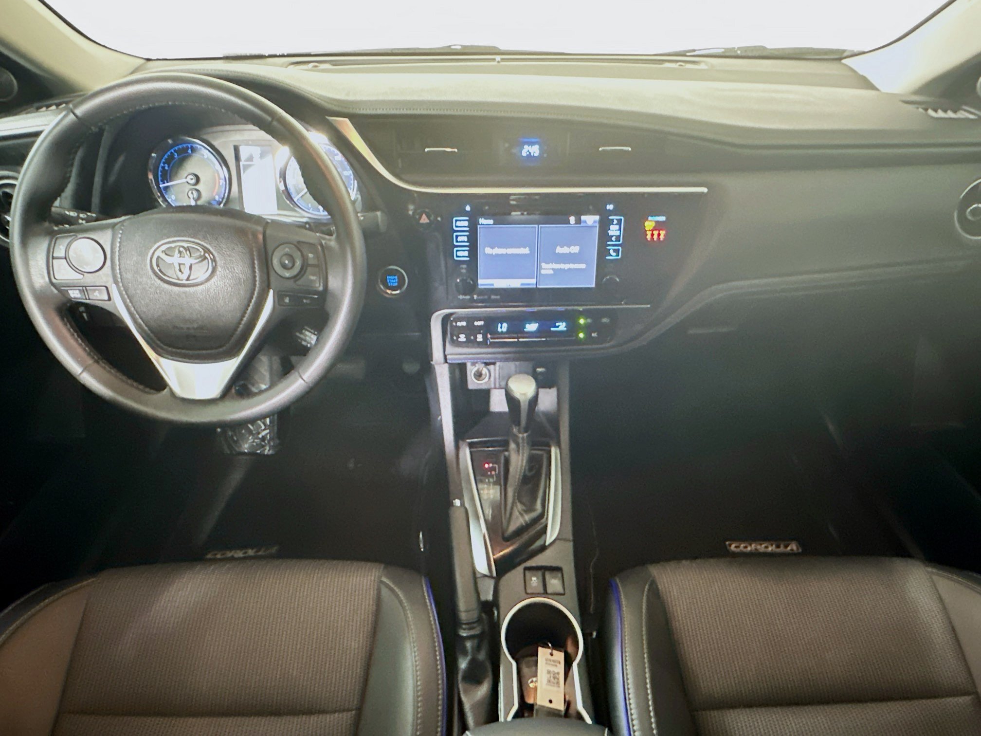 Used 2019 Black Sand Pearl Toyota SE image 27