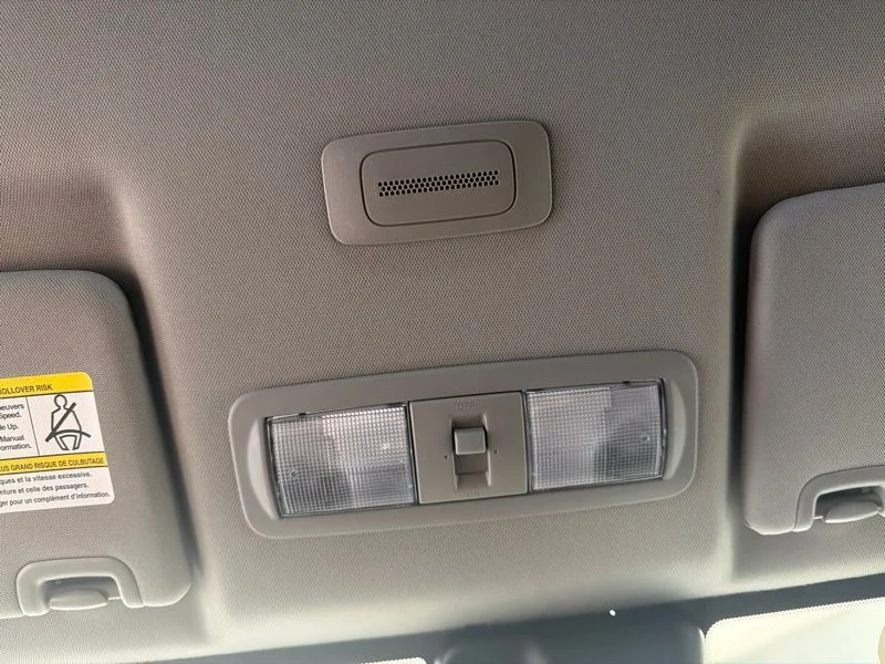 Used 2022 White Nissan SV image 28