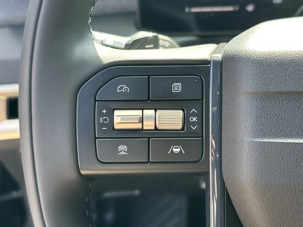 New 2027 Black Kia EX image 26