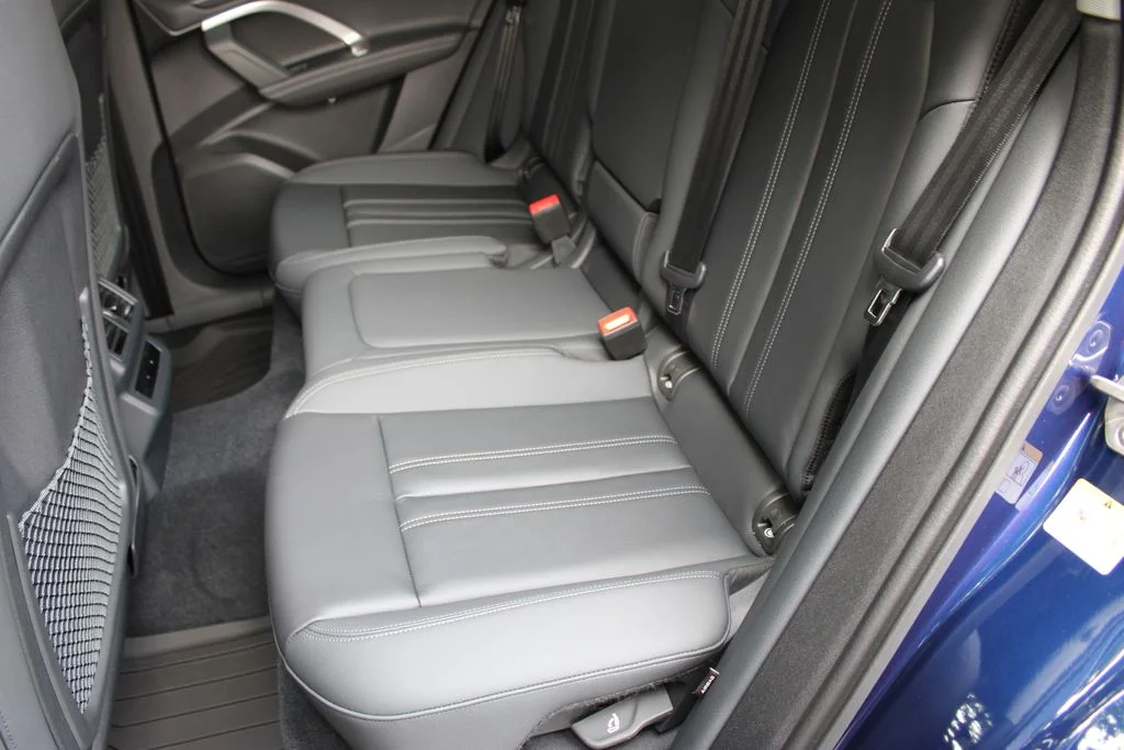 Certified Used 2025 Blue Metallic Audi 2.0T Premium Plus image 23