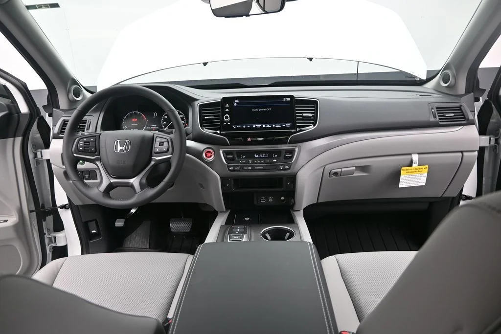 New 2026 Platinum White Pearl Honda RTL image 28