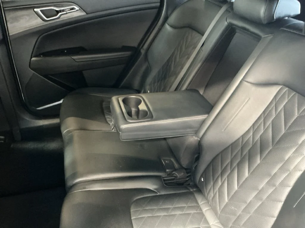 Used 2023 White Kia X-Line image 35