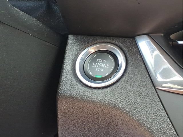 Used 2026 Summit White Buick Preferred image 10