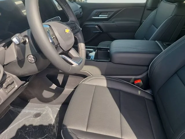 New 2026 Summit White Chevrolet LT - Extended Range image 18