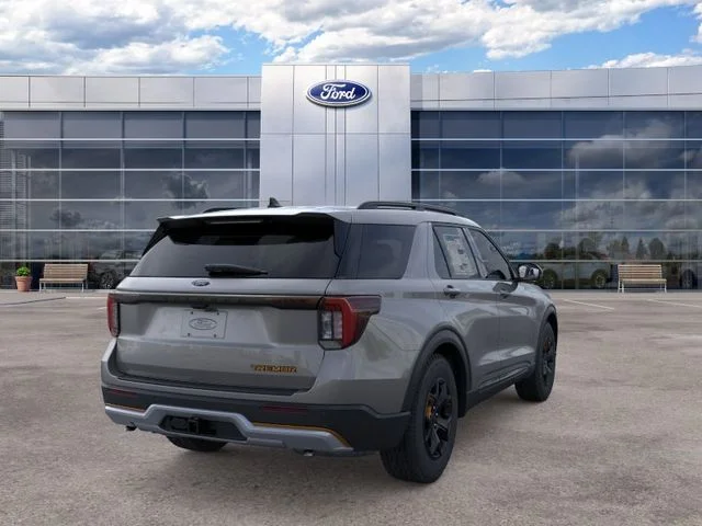 New 2026 Gray Metallic Ford Tremor image 8