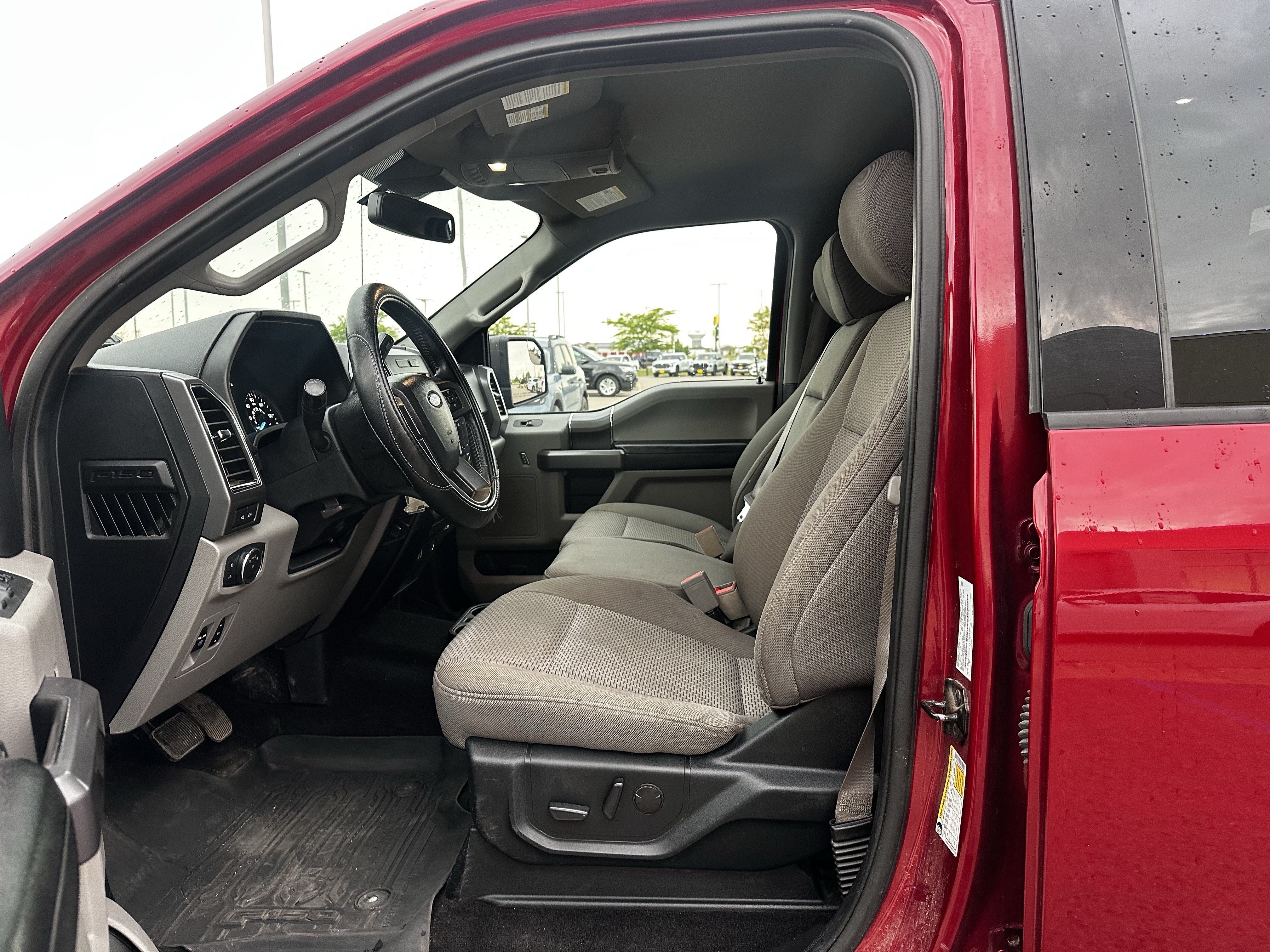 Used 2019 Ruby Red Metallic Tinted Clearcoat Ford XLT image 7